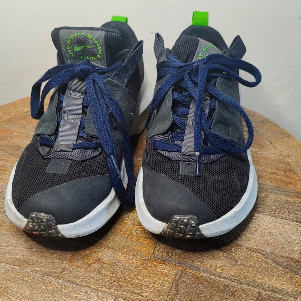 NIKE YOUTH BOYS SNEAKERS MULTI COLORS SIZE 4